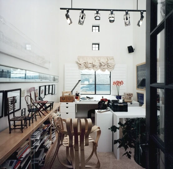Robert McArthur Studios - White Modern Farmhouse Design
