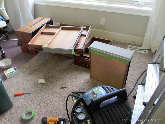 Disassembled desk for easy painting
