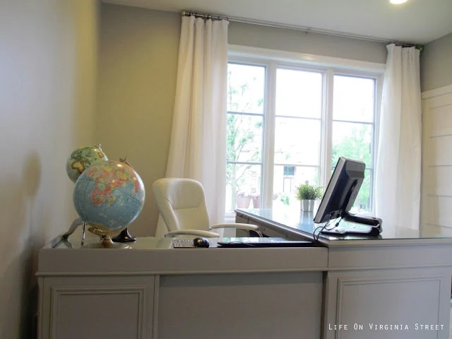 Office desk makeover - from mahogany to gray!
