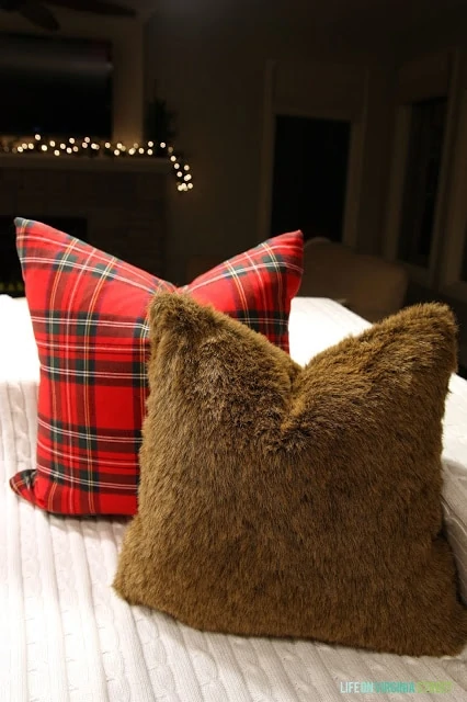DIY Red plaid and faux fur pillow