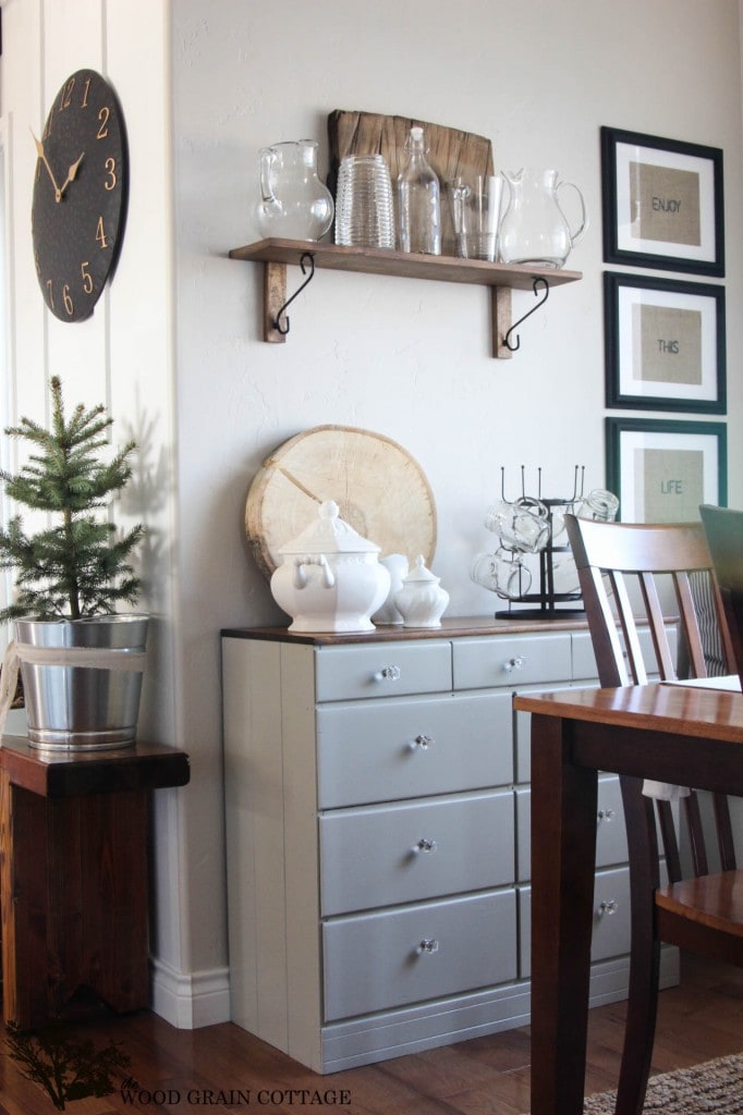 Home Tour at The Wood Grain Cottage