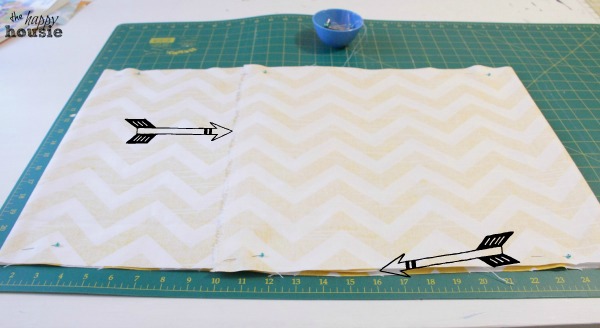 DIY Envelope Lumbar Pillow seam and pin at the happy housie