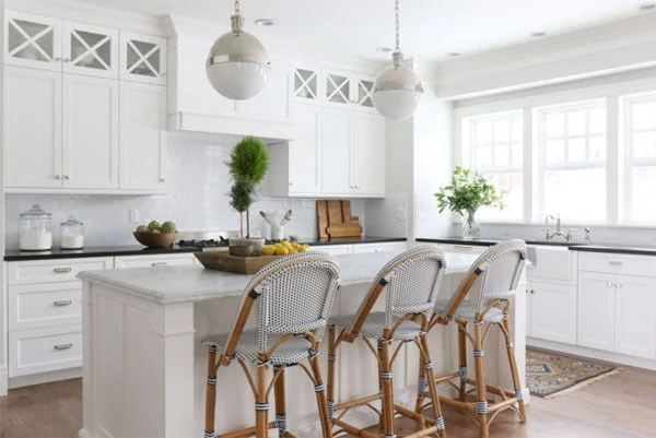 {7 Ingredients for a Well-Styled Kitchen}