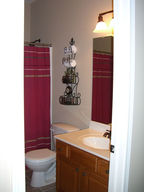 Main Bath Before - Life On Virginia Street