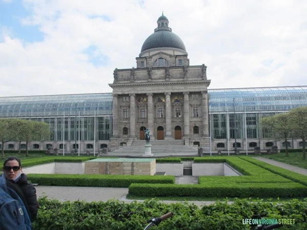 A garden view from Munich's bike tour. 