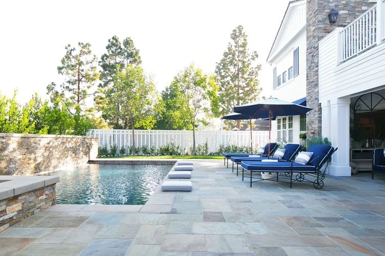 Kelly Nutt Pool Area 2 - Here's the same backyard pool with a better shot of the lounge chairs!