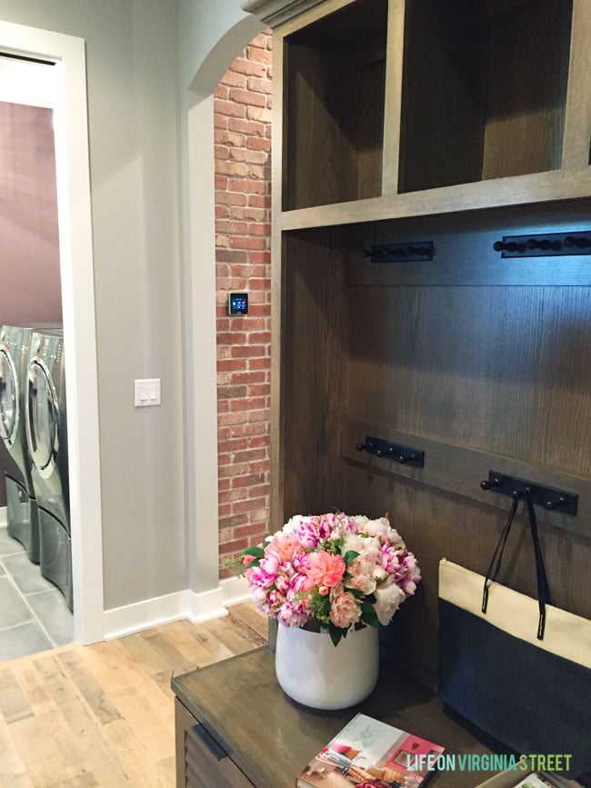 Omaha Street of Dreams Laundry and Mudroom - Life On Virginia Street