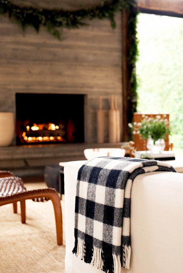 Neutral Rustic Holiday Decor
