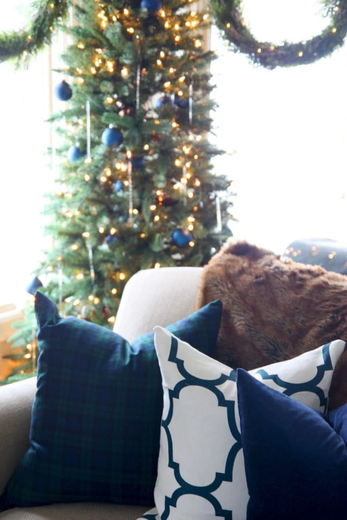 Christmas Living Room Pillows - Life On Virginia Street