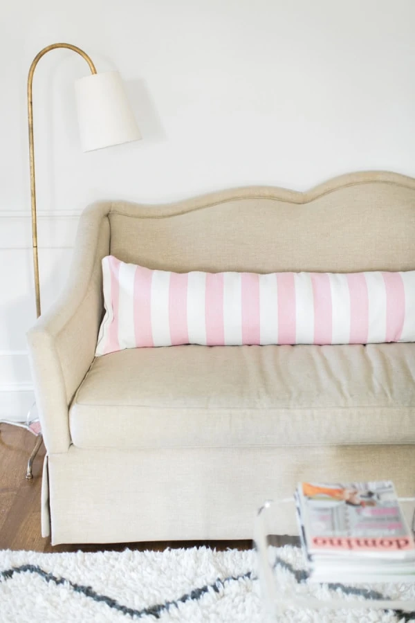 DIY Extra Long Lumbar Pillow via Style Me Pretty