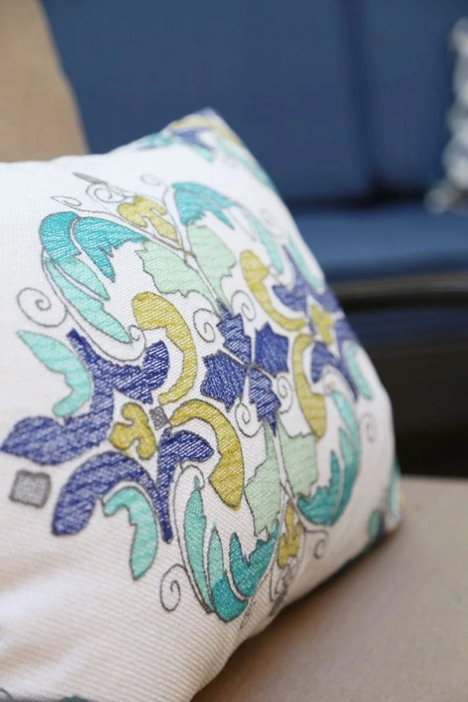 Outdoor Throw Pillow Details