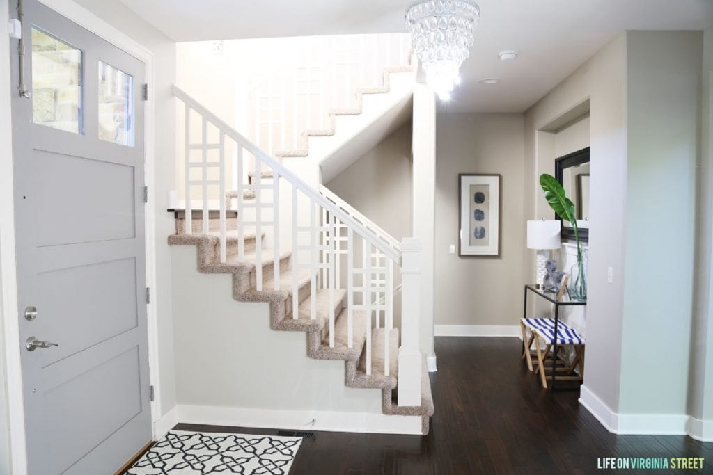 Neutral Summery Entryway via Life On Virginia Street