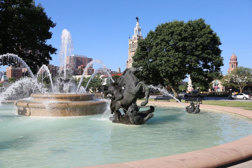 JC Nichols Memorial Fountain in Kansas City via Life On Virginia Street