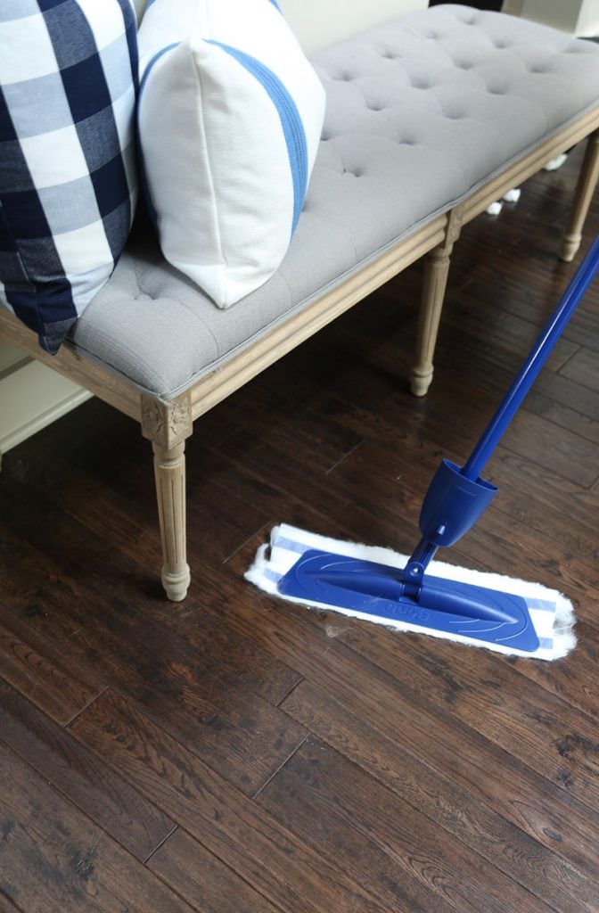 how-to-get-fur-off-hardwood-floors