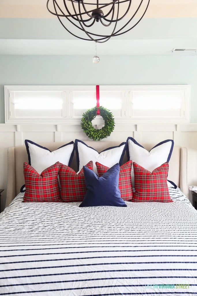 Christmas Master Bedroom - Life On Virginia Street