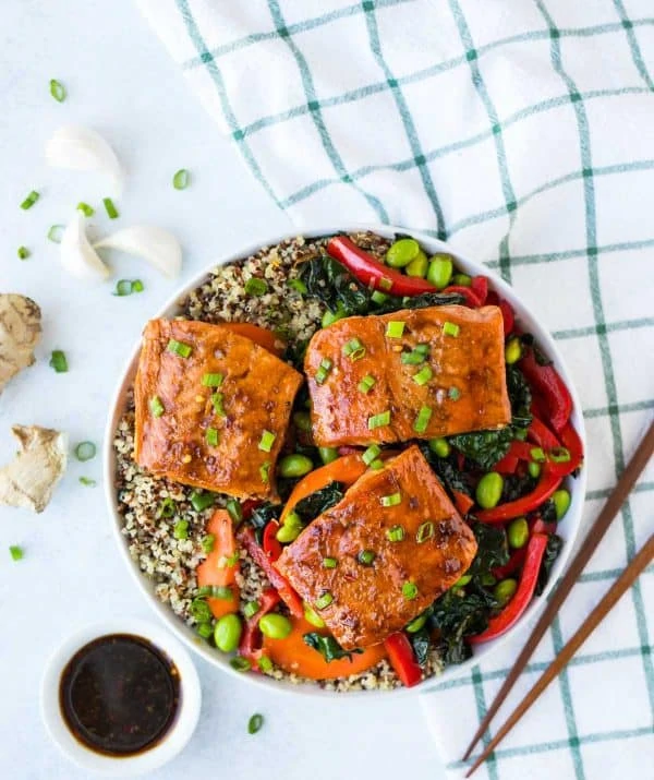 Teriyaki Salmon Quinoa Bowl Recipe