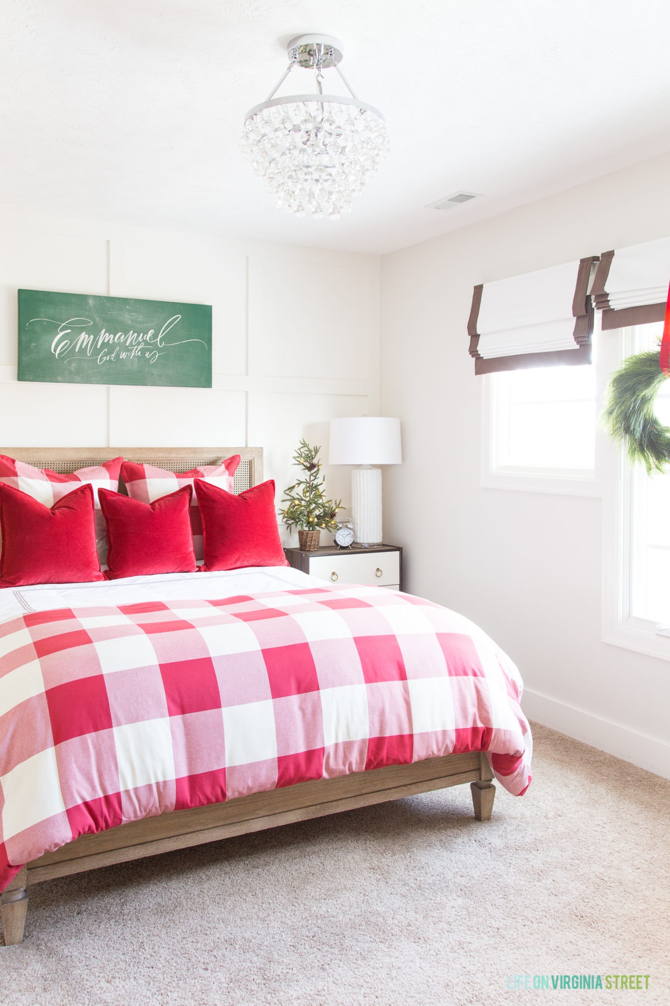 Ideas for Decorating Guest Bedrooms & Preparing for Holiday Visitors