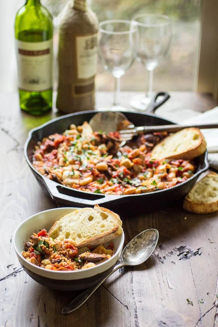 30-Minute Tuscan White Bean Skillet