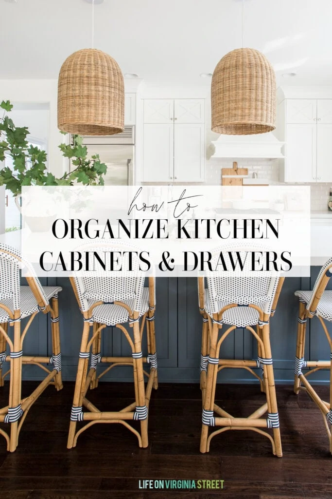 Excellent tips on how to organize kitchen cabinets and drawers. Also includes the best organizing tools to help you get started!