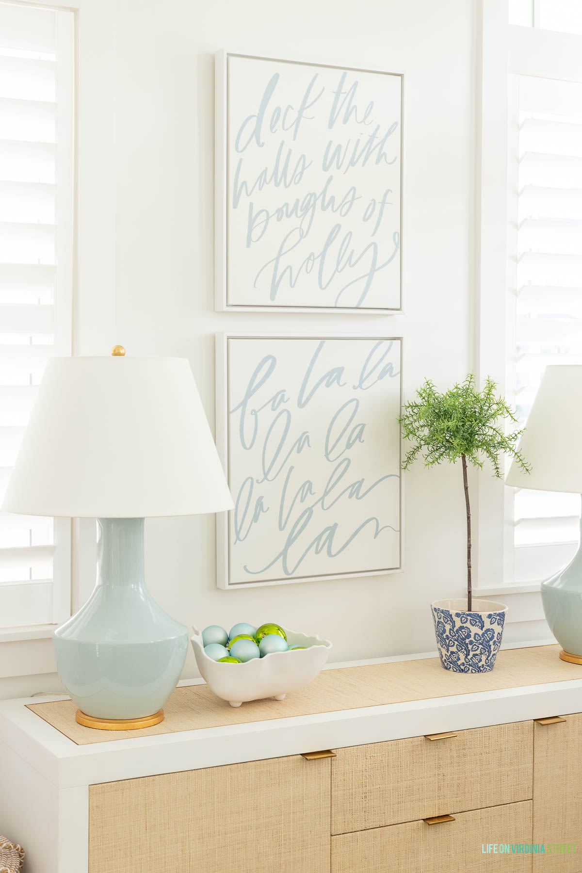 2023 Coastal Christmas Home Tour - Life On Virginia Street